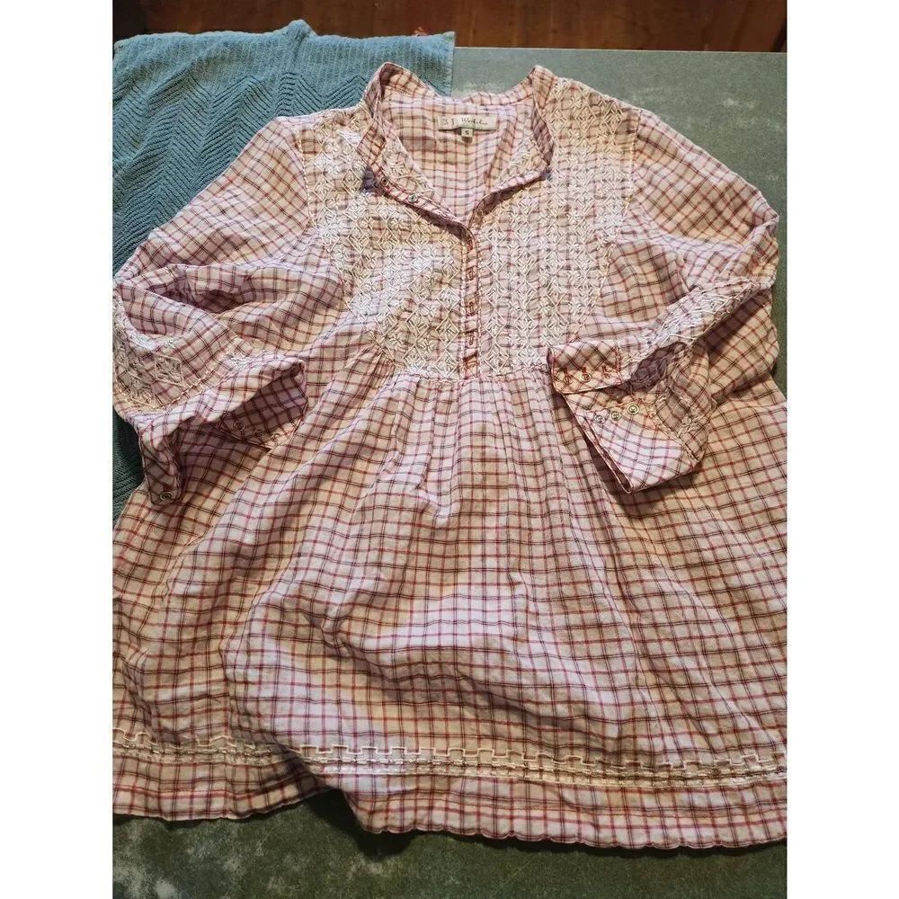 Johnny Was 3J Workshop red&white check embroidered blouse sz Small